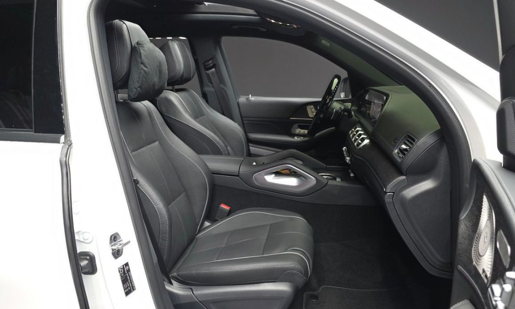 Mercedes-Benz GLS-Class GLS450 4MATIC, 2026