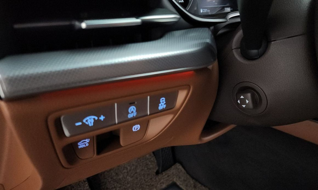 Genesis G80 Gasoline 2.5 Turbo 2WD, 2024