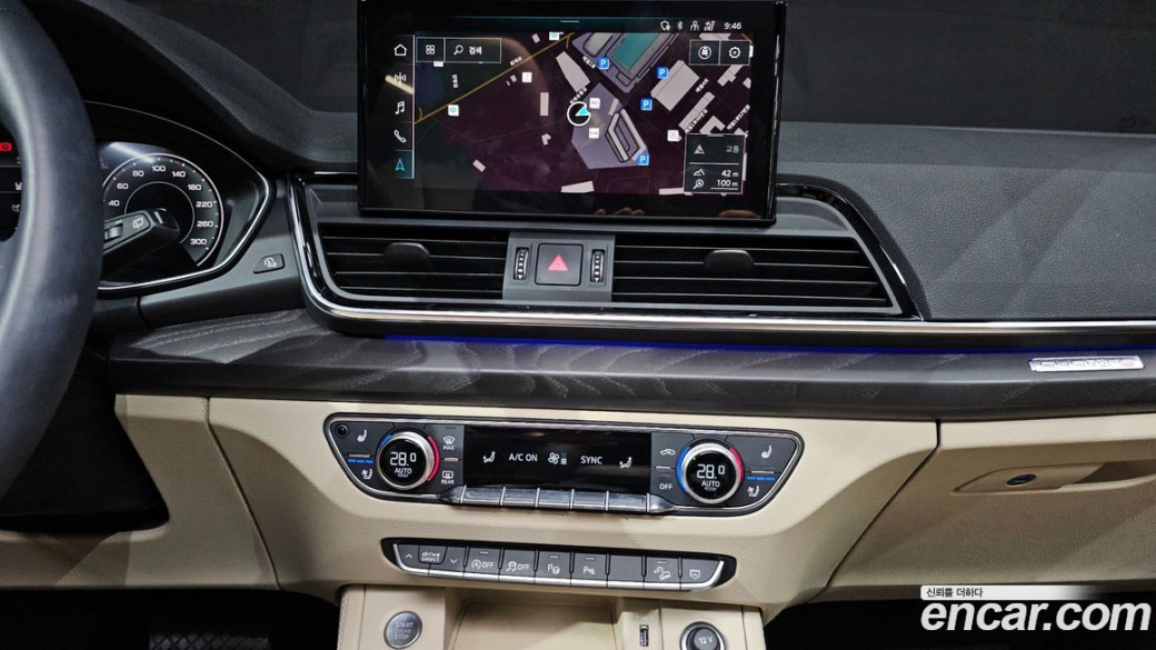 Audi Q5 45 TFSI Quattro Premium, 2023