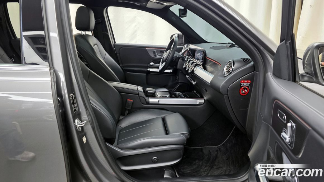 Mercedes-Benz GLB-Class GLB220, 2021