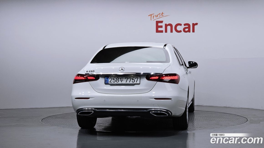 Mercedes-Benz E-Class E250 Exclusive, 2022