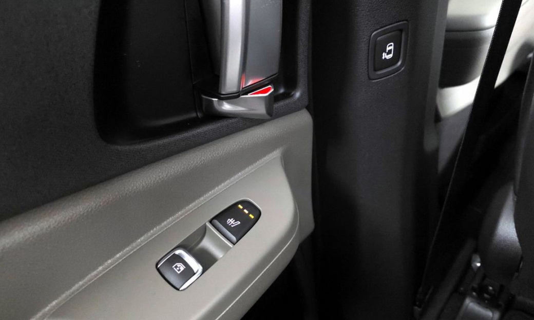 Kia Carnival 9-Seater Noblesse, 2025