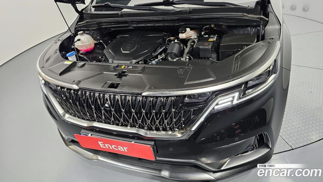 Kia Carnival 7-Seater Signature, 2023