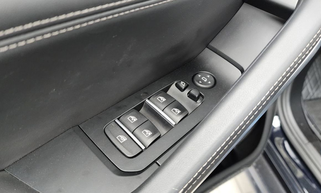 BMW X6 xDrive40i M Sport, 2023