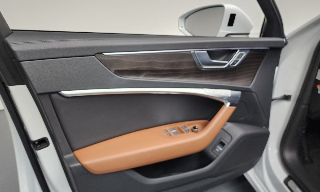 Audi A6 45 TFSI, 2022