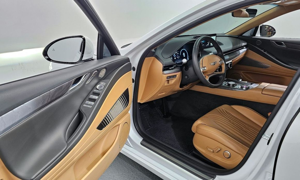 Genesis G80 Gasoline 2.5 Turbo 2WD, 2024