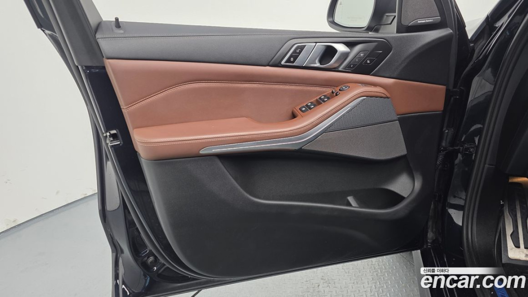 BMW X5 xDrive 30d M Sport, 2023