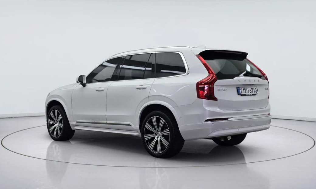 Volvo XC90 B6 Ultra Bright, 2025
