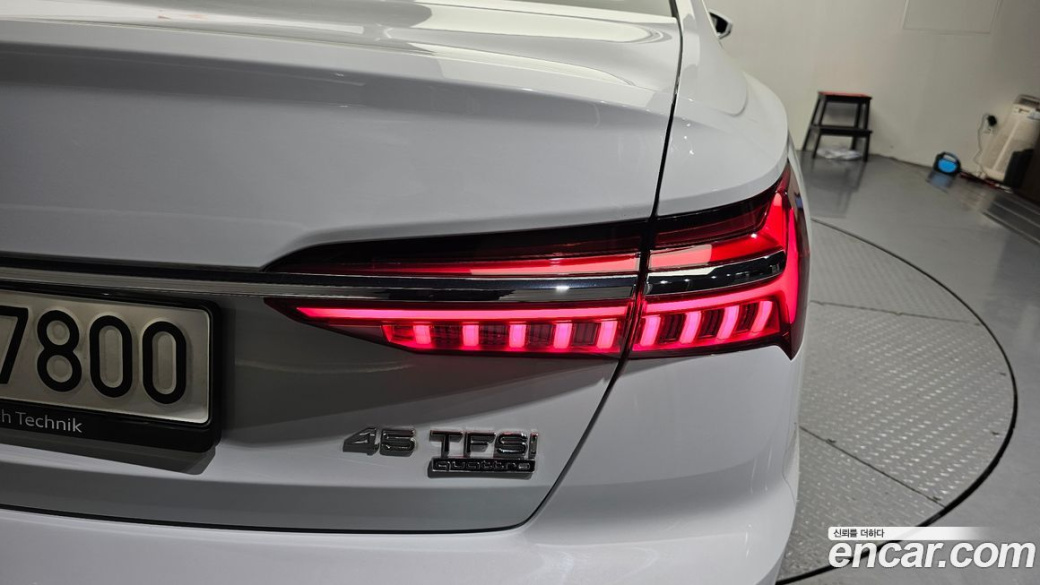 Audi A6 45 TFSI Premium, 2023