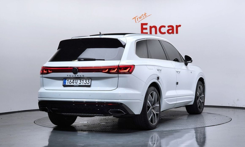 Volkswagen Touareg 3.0 TDI R-Line, 2025