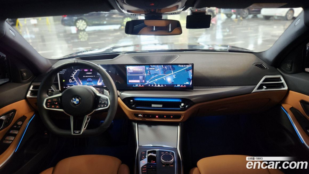 BMW 3-Series 320i M Sport, 2025