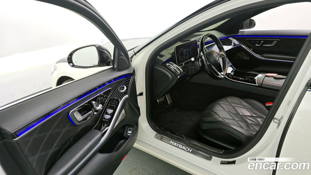 Mercedes-Benz S-Class Maybach S580 4MATIC, 2021