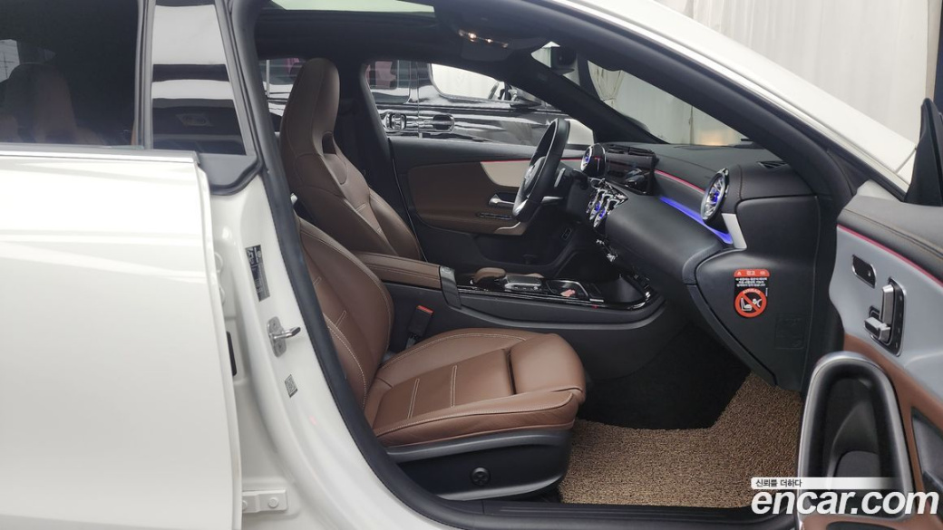Mercedes-Benz CLA-Class CLA250 4MATIC, 2023