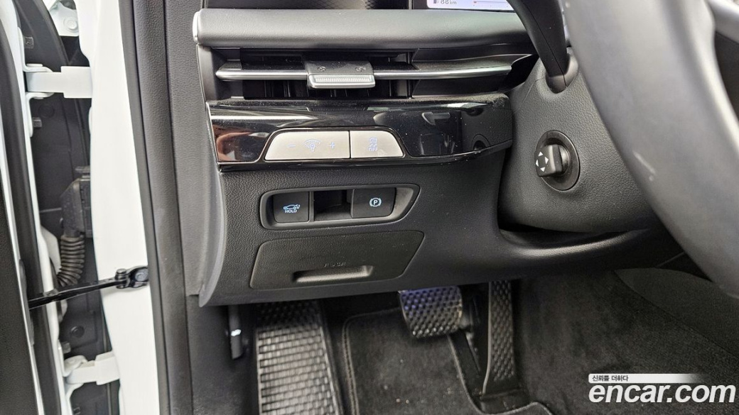 Genesis G80 Gasoline 2.5 Turbo 2WD, 2025