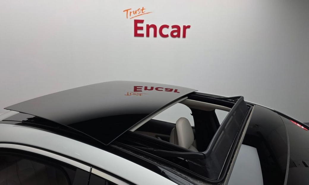 Mercedes-Benz E-Class E200 Avantgarde, 2025