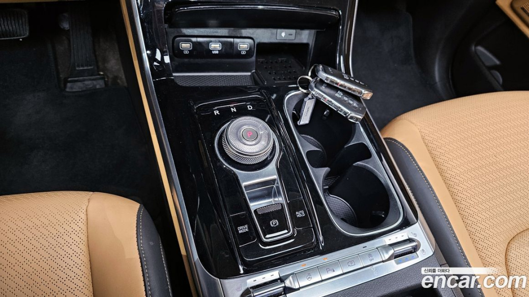 Kia Carnival 9-Seater Signature, 2023