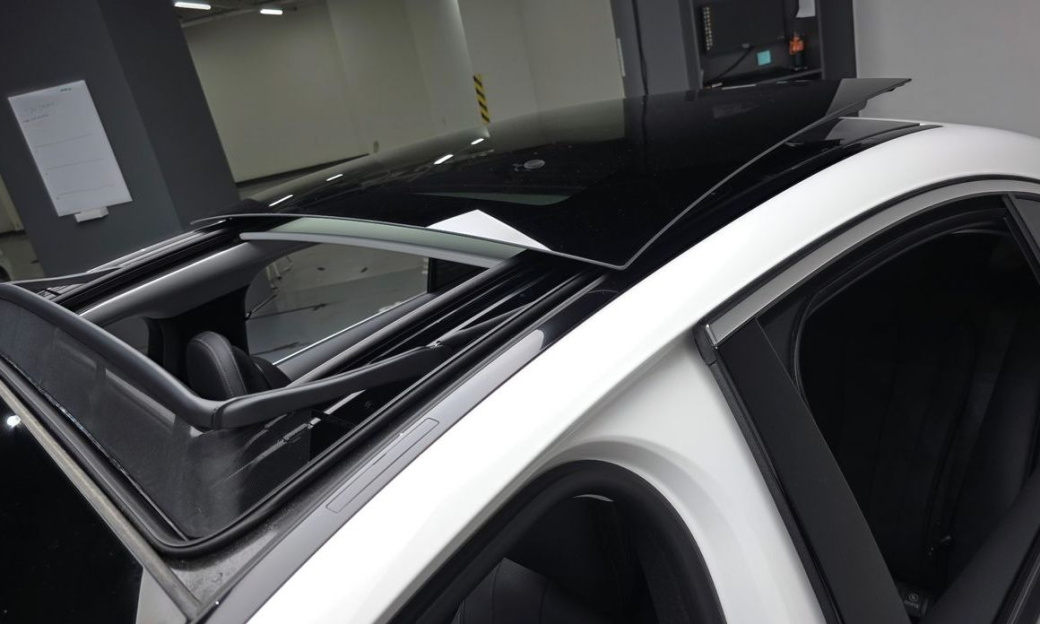 Mercedes-Benz E-Class E200 Avantgarde, 2024