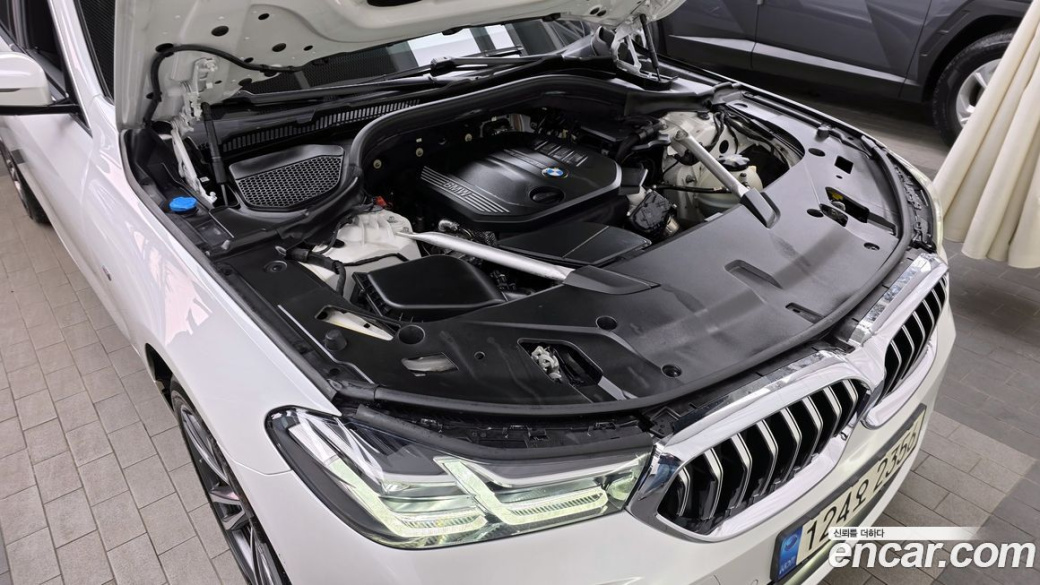 BMW Gran Turismo 620d xDrive M Sport, 2022