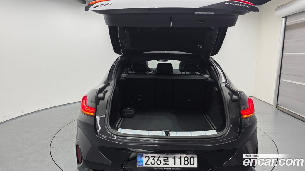 BMW X4 xDrive20i M Sport, 2025
