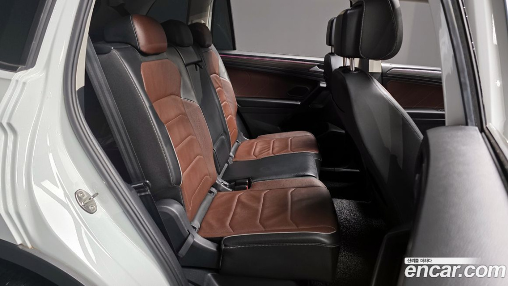 Volkswagen Tiguan 2.0 TSI Prestige, 2023