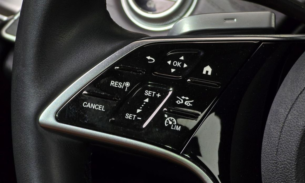 Mercedes-Benz E-Class E200 Avantgarde, 2024