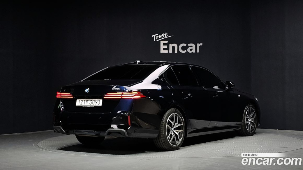 BMW 5-Series 520i M Sport, 2024