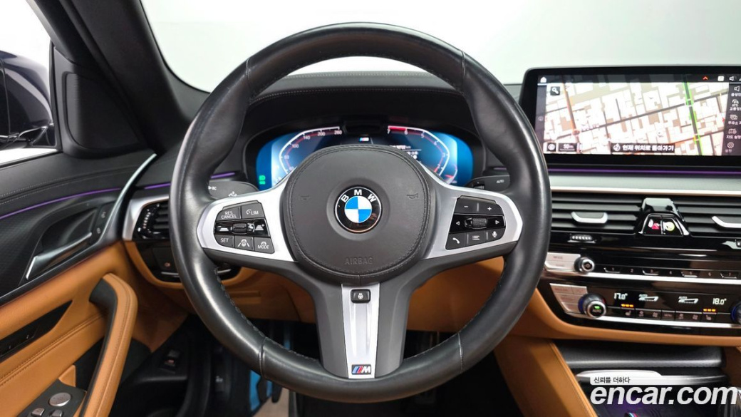BMW 5-Series 520i M Sport, 2023