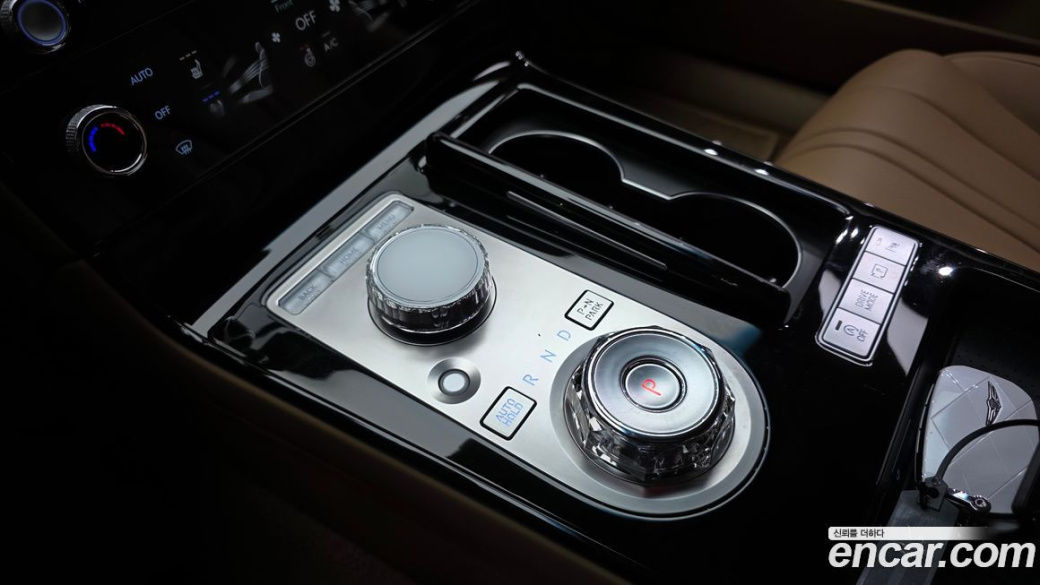 Genesis G80 Gasoline 2.5 Turbo AWD, 2025