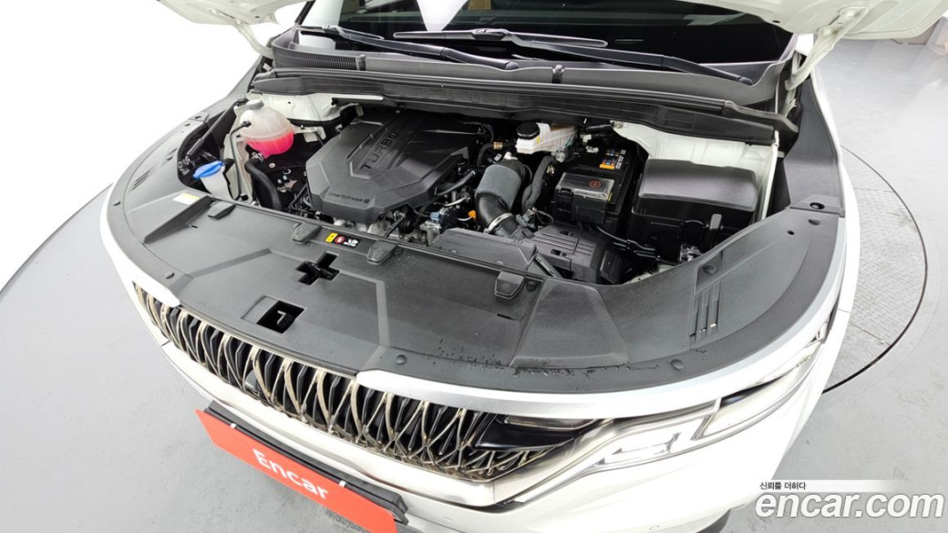 Kia Carnival 9-Seater Prestige, 2023