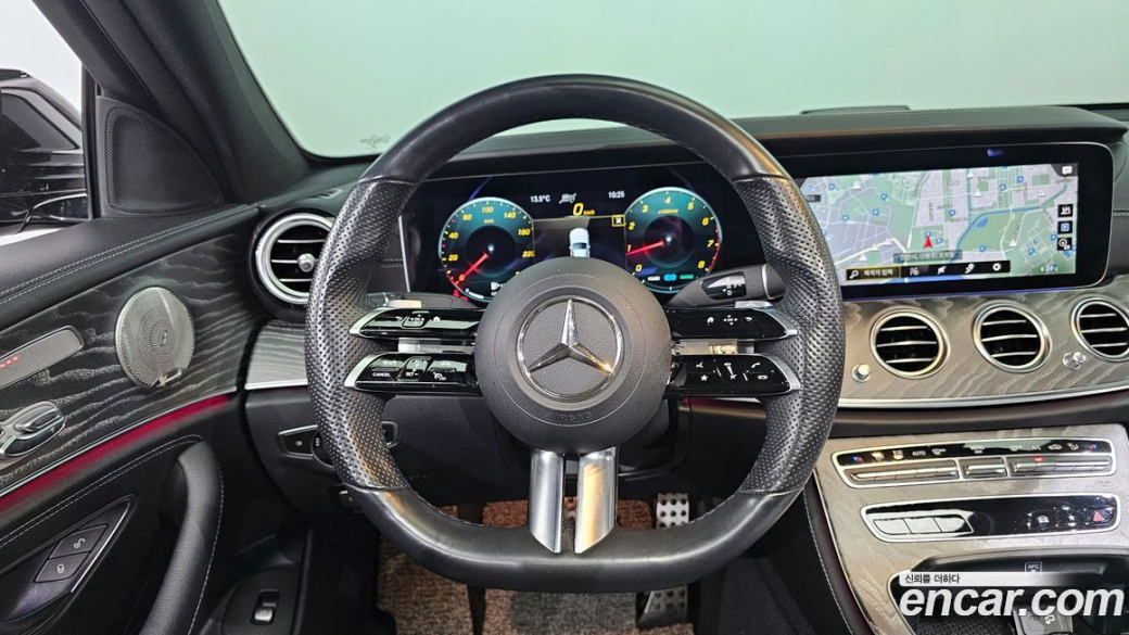 Mercedes-Benz E-Class E350 4MATIC AMG Line, 2021