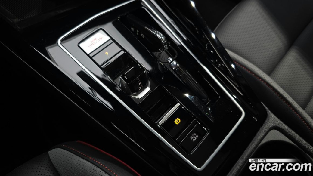 Volkswagen Golf 2.0 GTI, 2024
