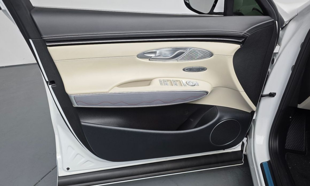 Genesis GV70 2.5T Gasoline 2WD, 2024