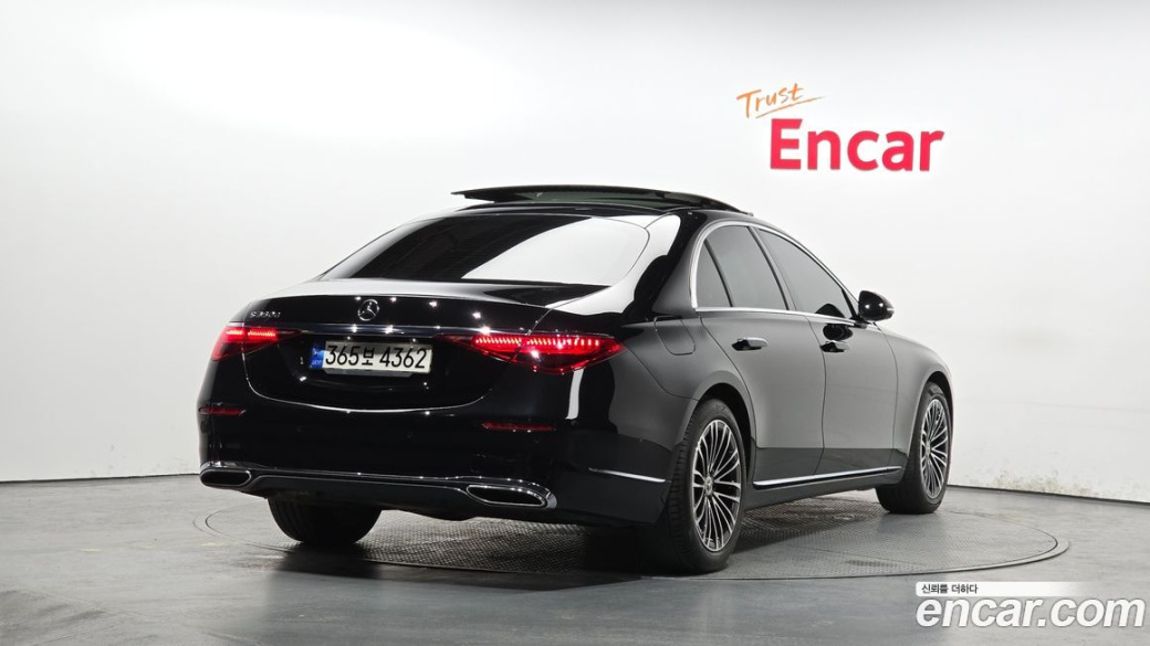 Mercedes-Benz S-Class S350 d, 2022