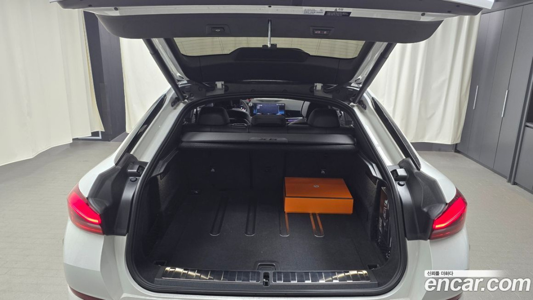 BMW X6 xDrive40i M Sport, 2025