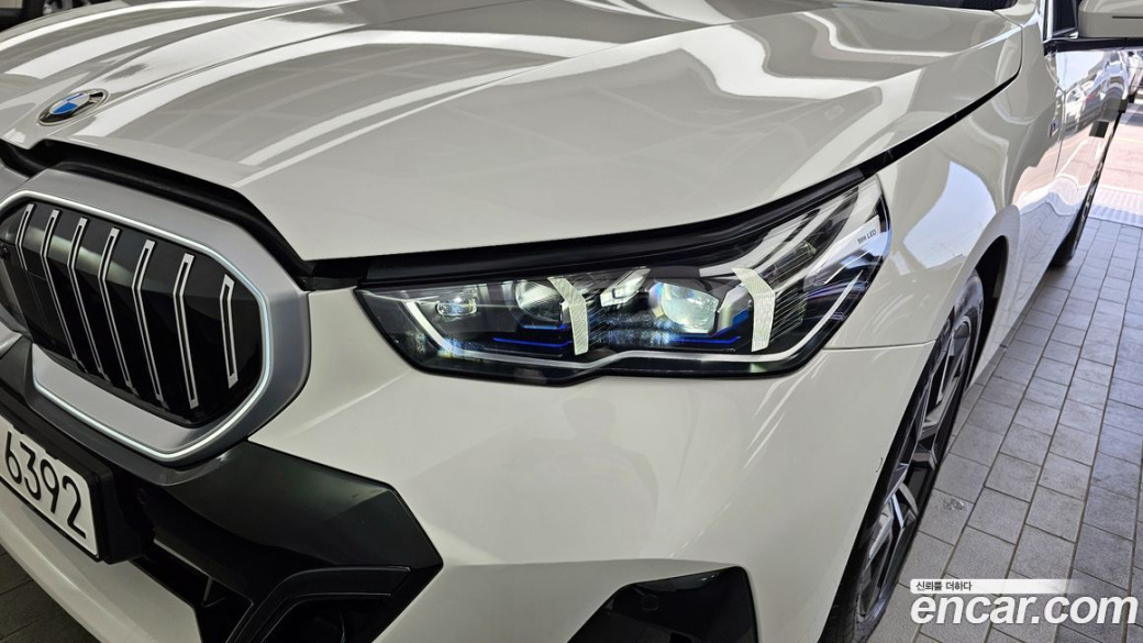 BMW 5-Series 520i M Sport, 2024