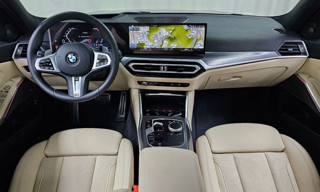 BMW 3-Series 320i M Sport, 2024