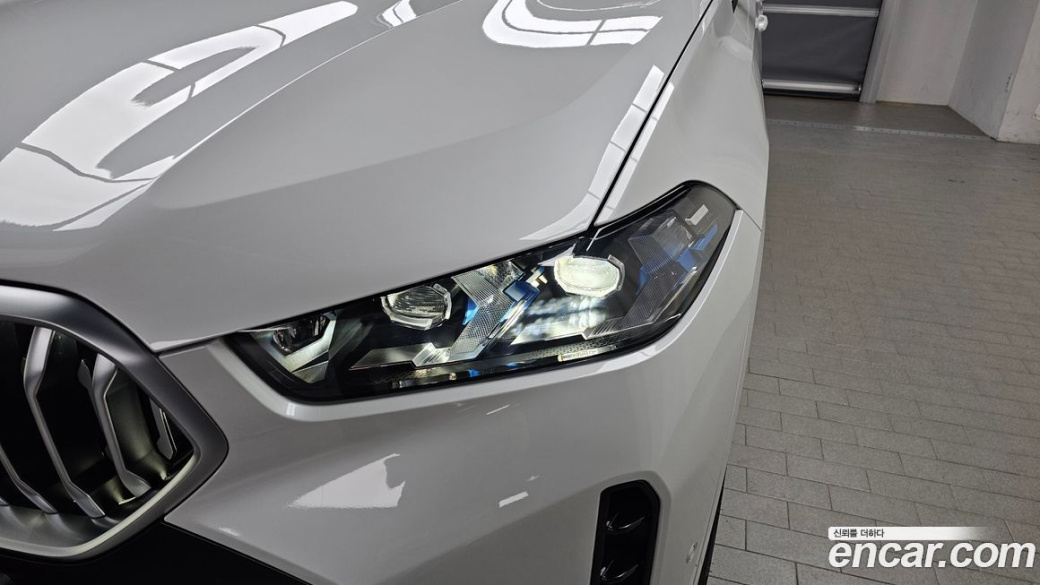 BMW X6 xDrive40i M Sport, 2025