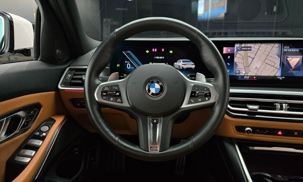 BMW 3-Series 320i M Sport, 2024