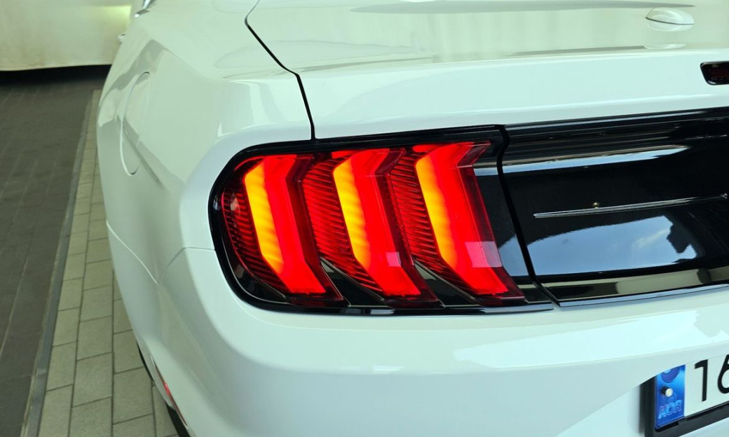 Ford Mustang Convertible, 2022