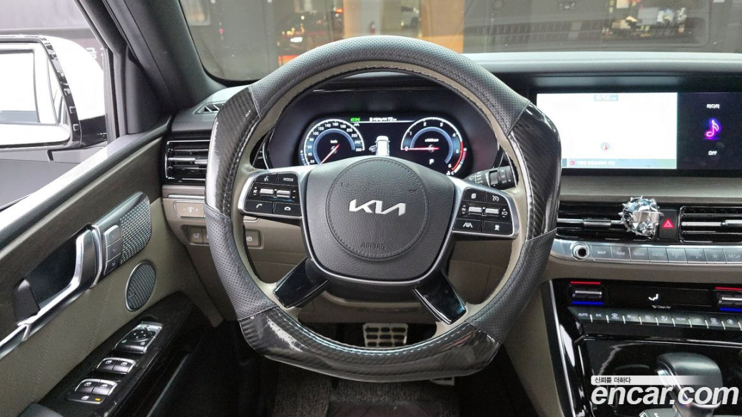 Kia Mohave Diesel 3.0 4WD 7-Seater, 2022