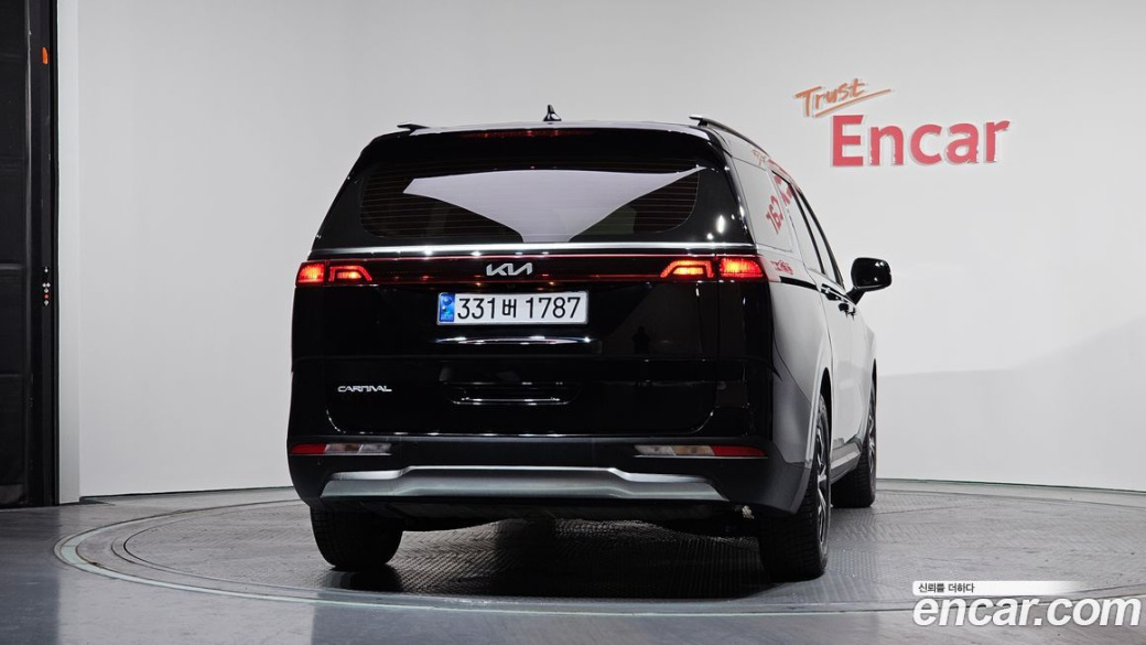 Kia Carnival 9-Seater Noblesse, 2023