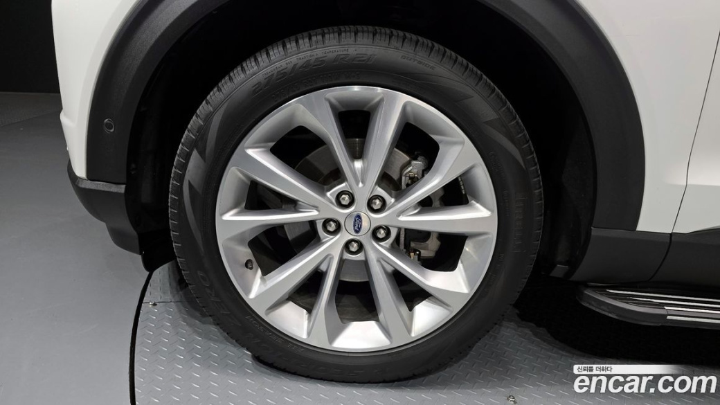 Ford Explorer 3.0 Platinum 4WD, 2022
