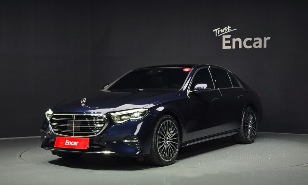Mercedes-Benz E-Class E450 4MATIC, 2024