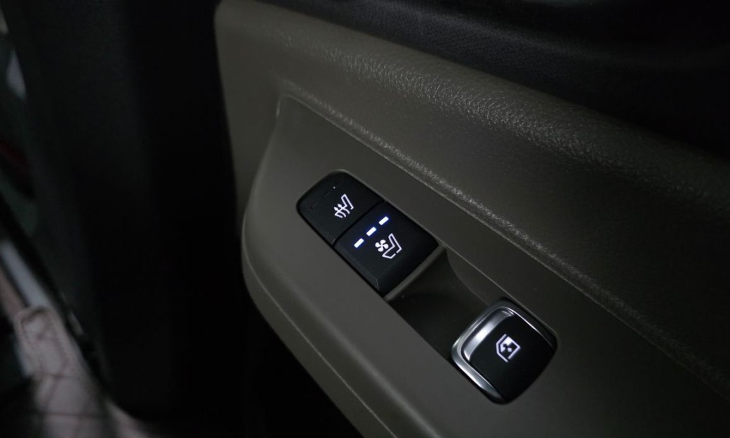 Kia Carnival 9-Seater Noblesse, 2025