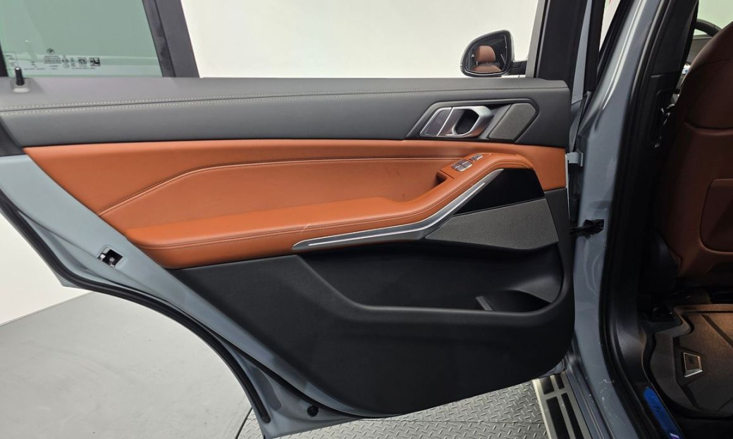BMW X7 xDrive 40i M Sport 7STR, 2024