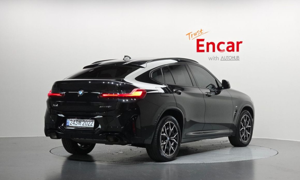 BMW X4 xDrive20i M Sports Pro, 2024
