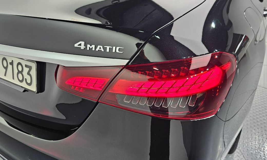 Mercedes-Benz E-Class E350 4MATIC Avantgarde, 2022