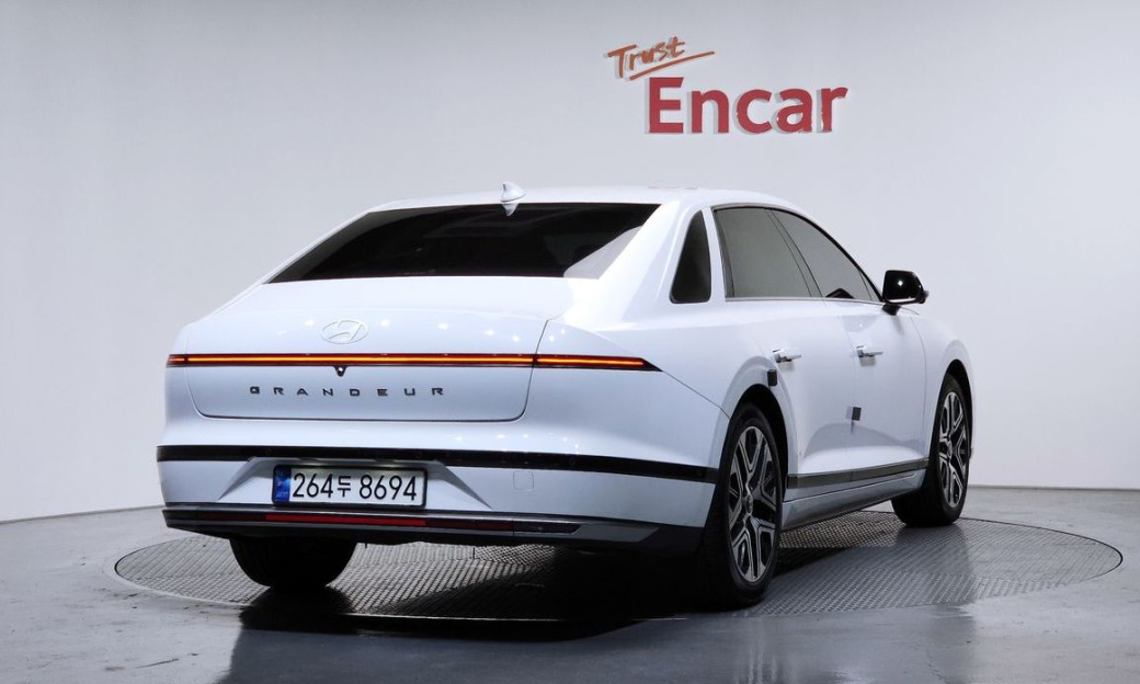Hyundai Grandeur 2,5 Gasoline 2WD, 2023