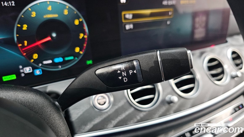Mercedes-Benz E-Class E350 4MATIC Avantgarde, 2022