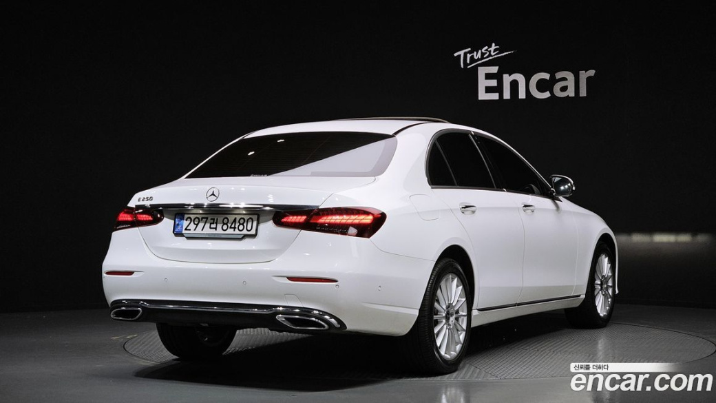 Mercedes-Benz E-Class E250 Exclusive, 2023
